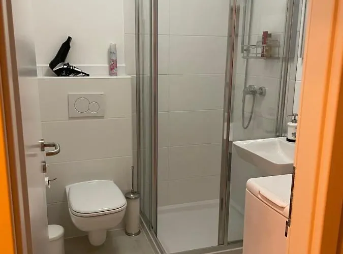 Zentrum & Parkmoeglichkeit *