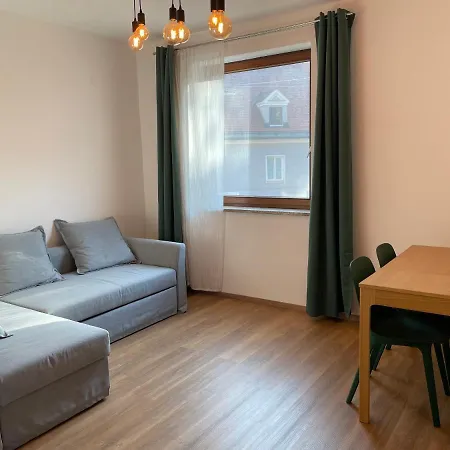 Zentrum & Parkmoeglichkeit *