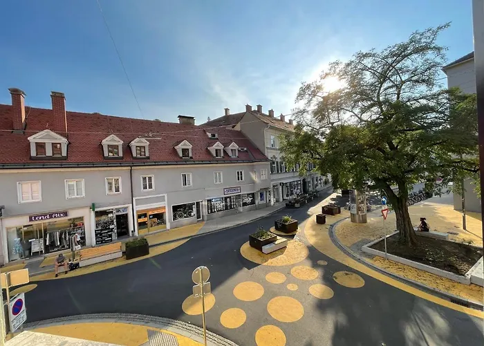 Zentrum & Parkmoeglichkeit * Graz